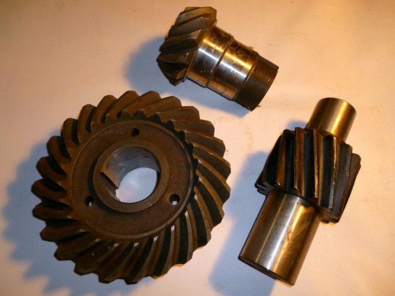 4320х-2402009 шестерни редуктора