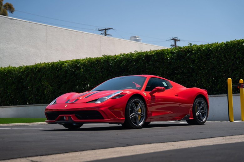 Феррари 458 speciale