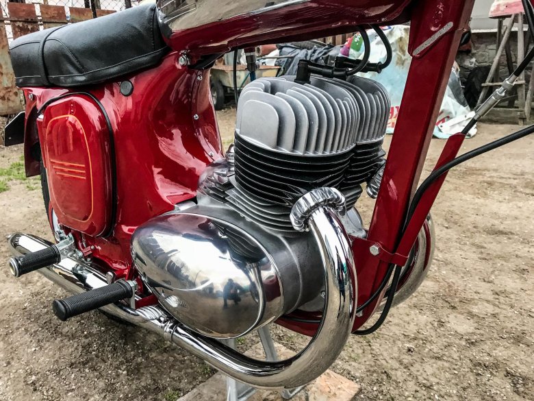 Мотоцикл ява 350 старушка