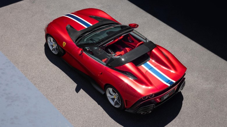 Ferrari sp51 (2022).