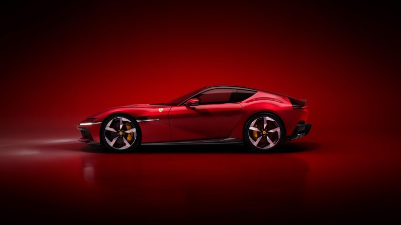 812 superfast ferrari