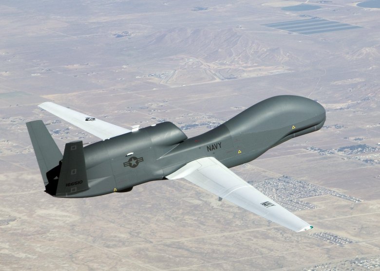 Global hawk беспилотник