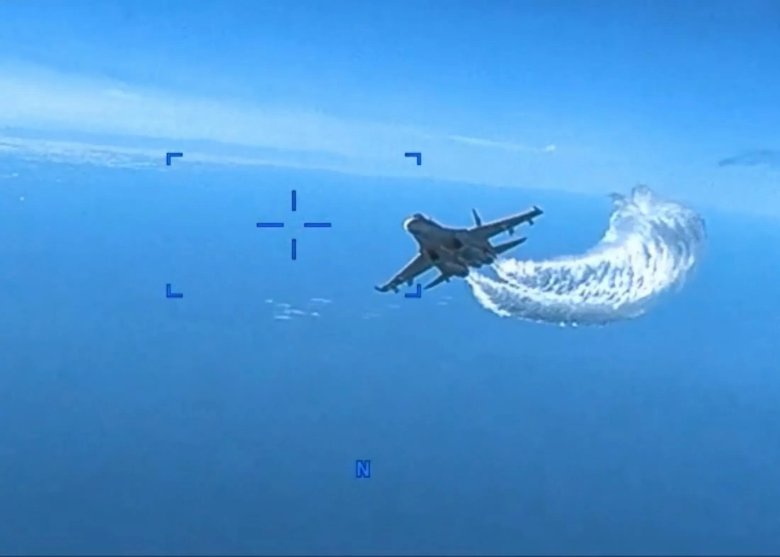 Американский беспилотник над черным морем