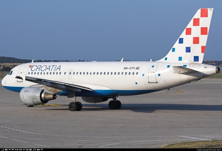 Croatia airlines 737