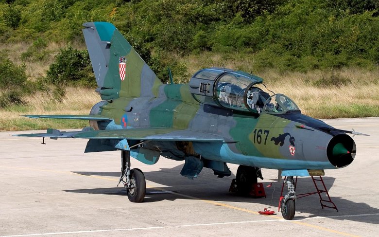 Миг 21 реактивный самолёт