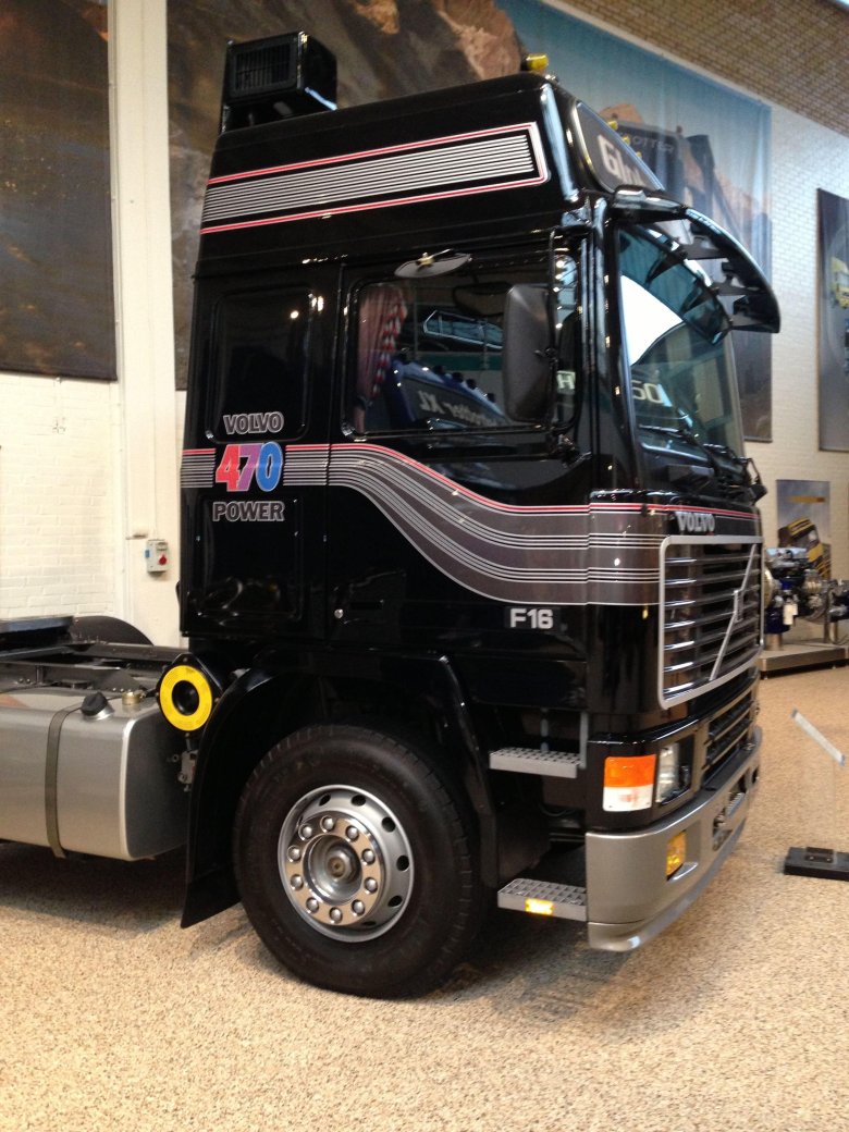 Грузовик вольво ф16