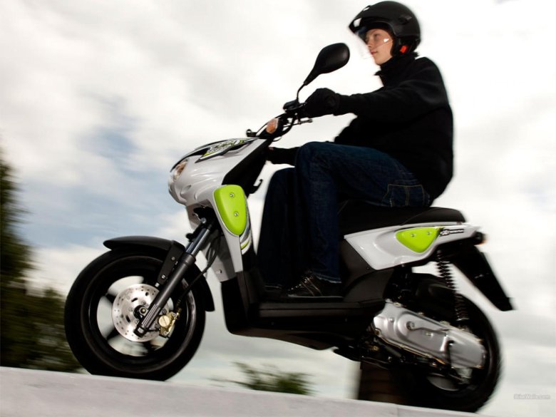 Стант скутер