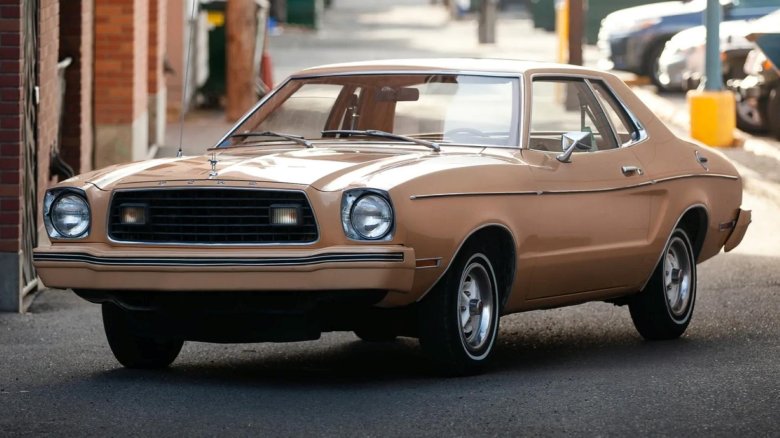 Ford mustang 2 поколения