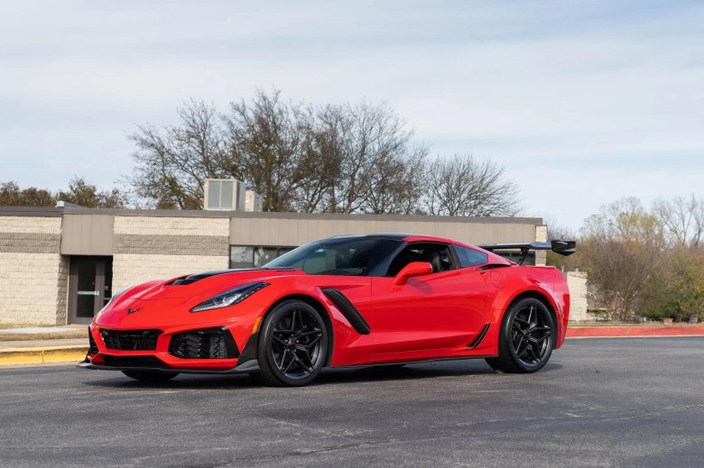 Шевроле корвет zr1