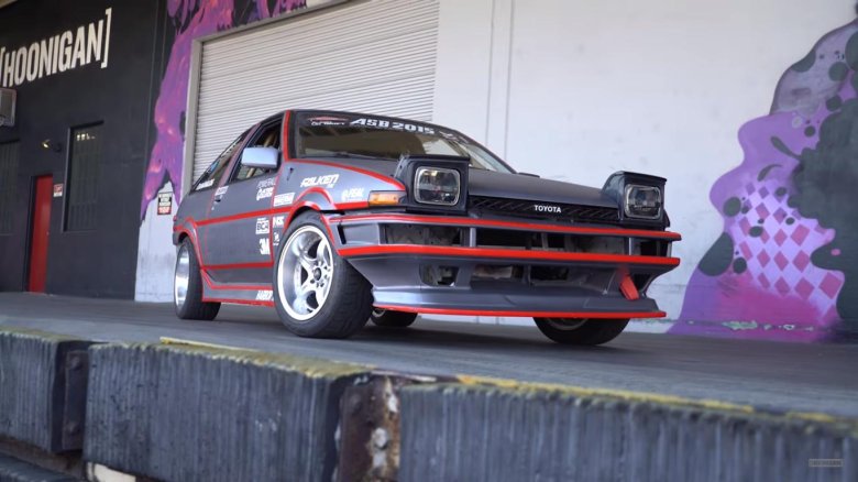 Toyota ae86 drift