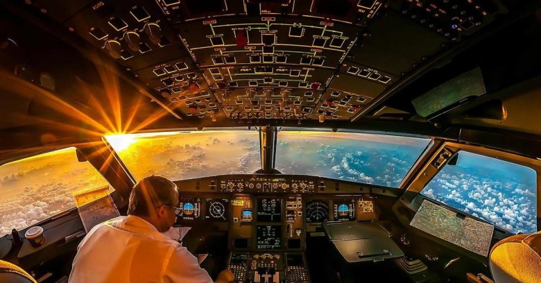 Боинг 737 800 кабина