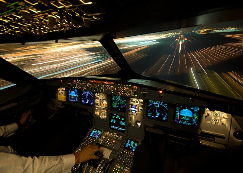 Боинг 737 800 кабина