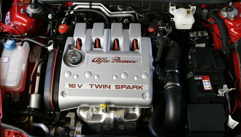 Alfa romeo twin spark 16v