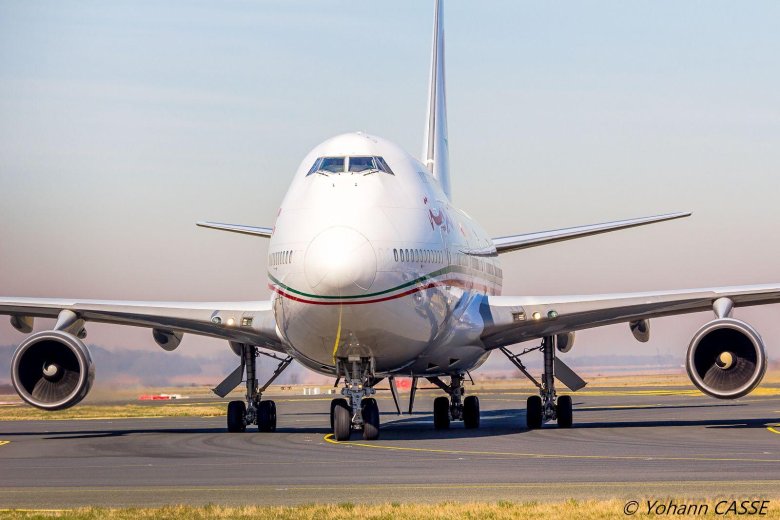 Самолёт боинг 747