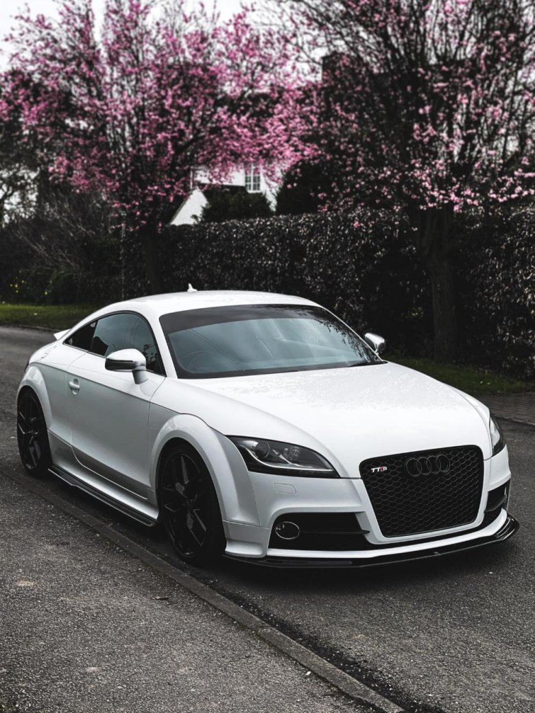 Audi tt 8 s