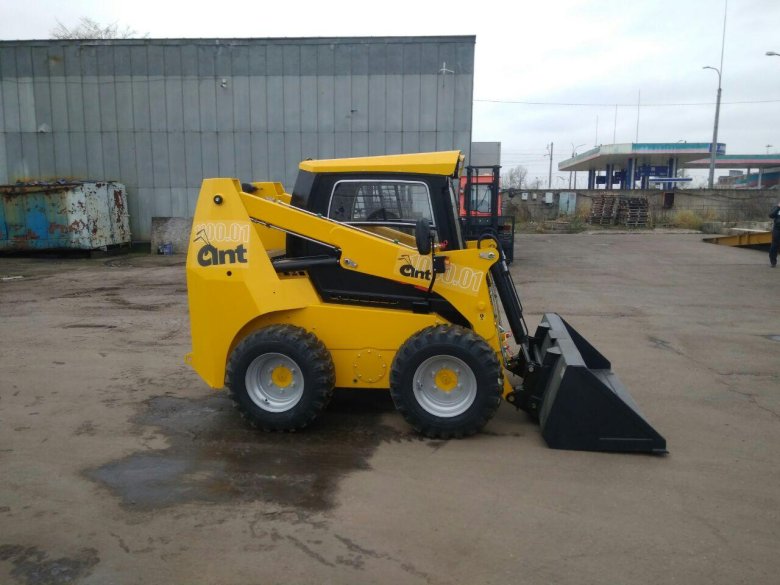 Мини-погрузчик ant 750