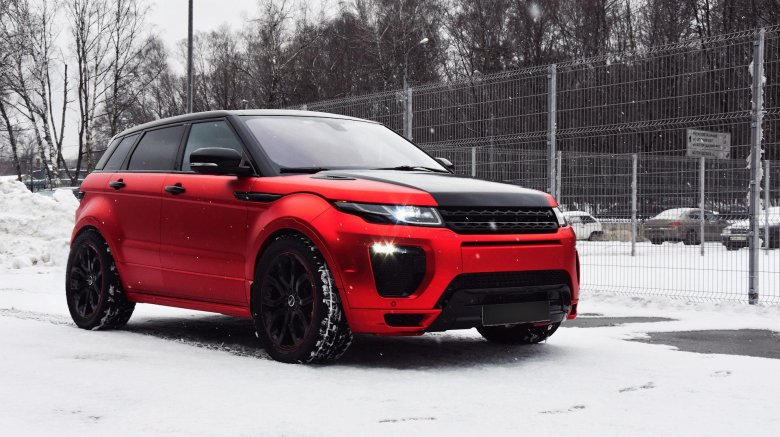 Рендж ровер эвок красный