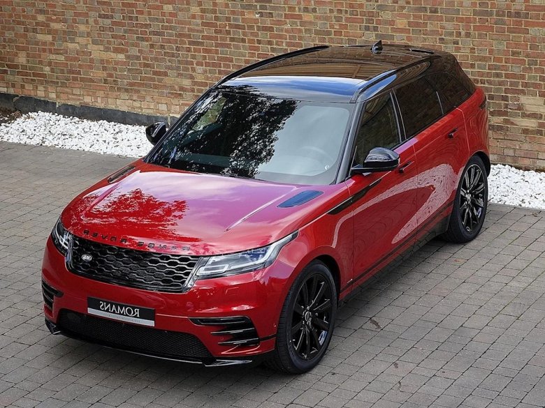 Range rover velar red