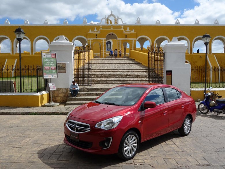 Mitsubishi attrage 2021