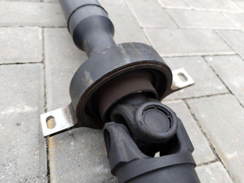 Кардан вал карданный