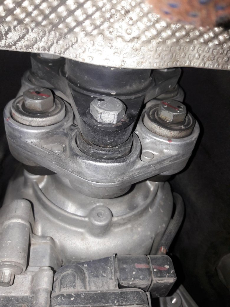 Эластичная муфта карданного вала bmw