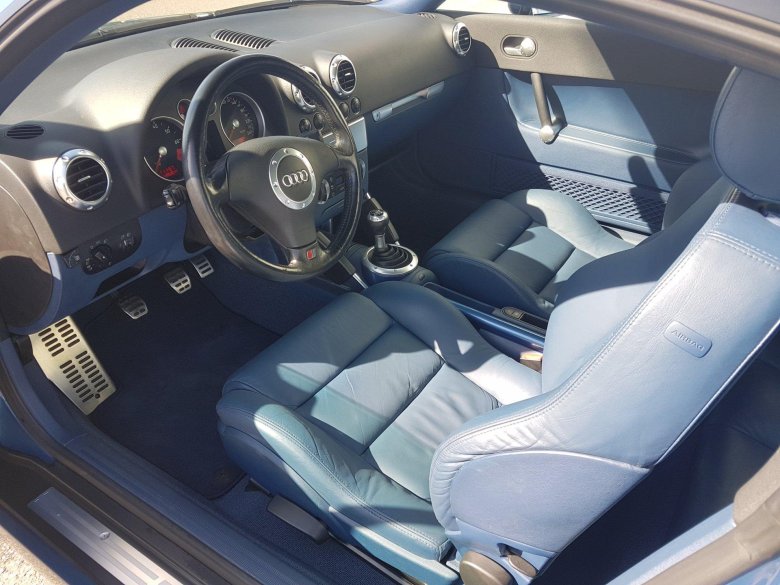 Audi tt 2000 салон