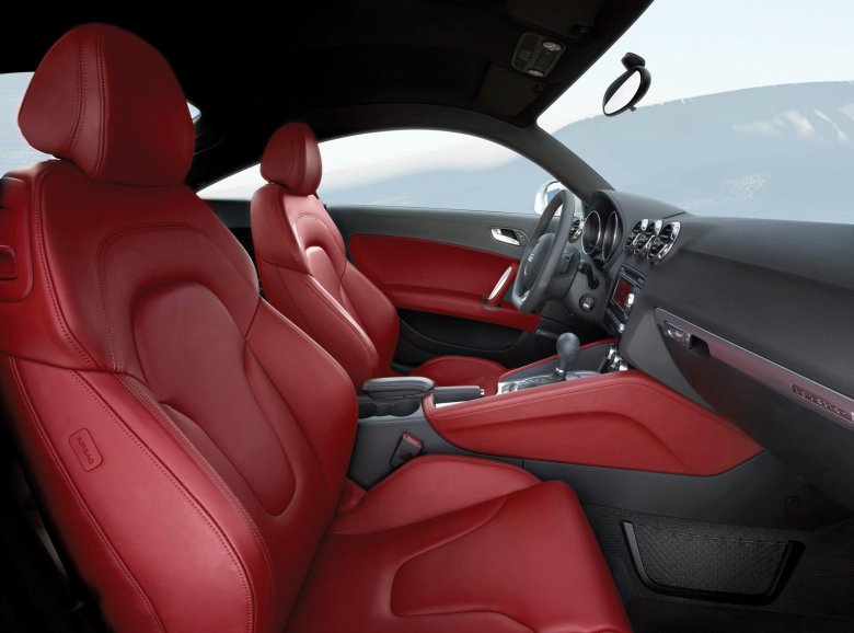 Audi tt 8j interior