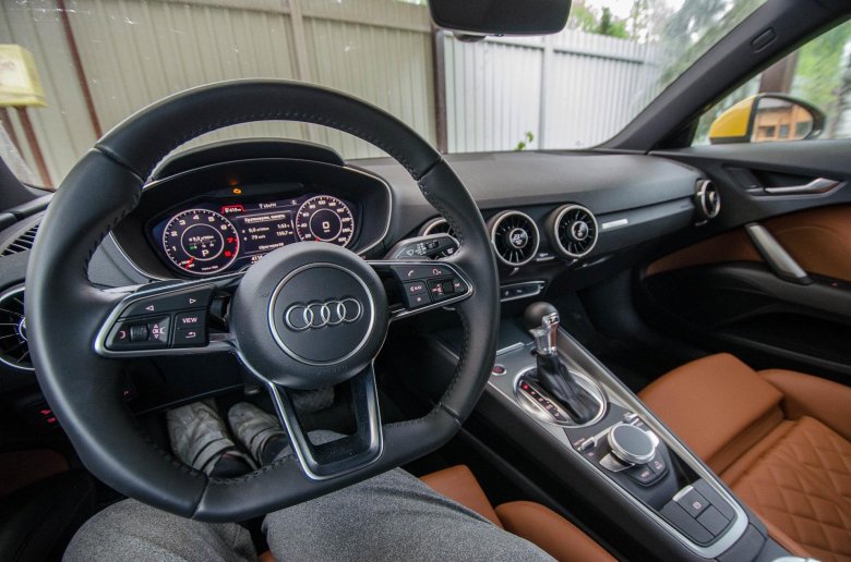 Ауди тт 2016 салон