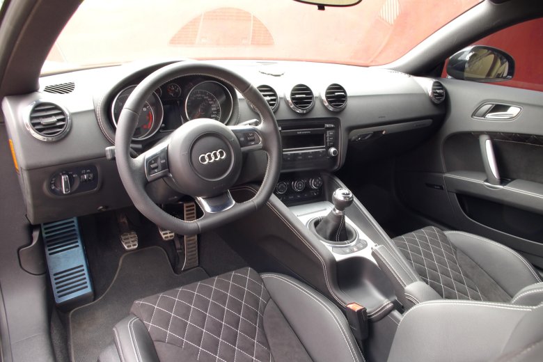 Audi tt 2012 салон