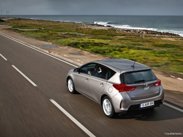Toyota auris 2012 2015