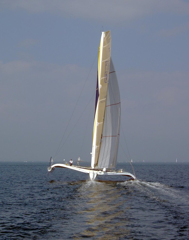 Тримаран гидроптер