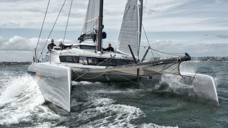 Тримаран нил 43