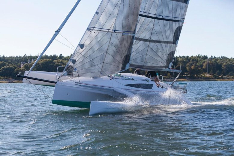 Тримаран корсар 28