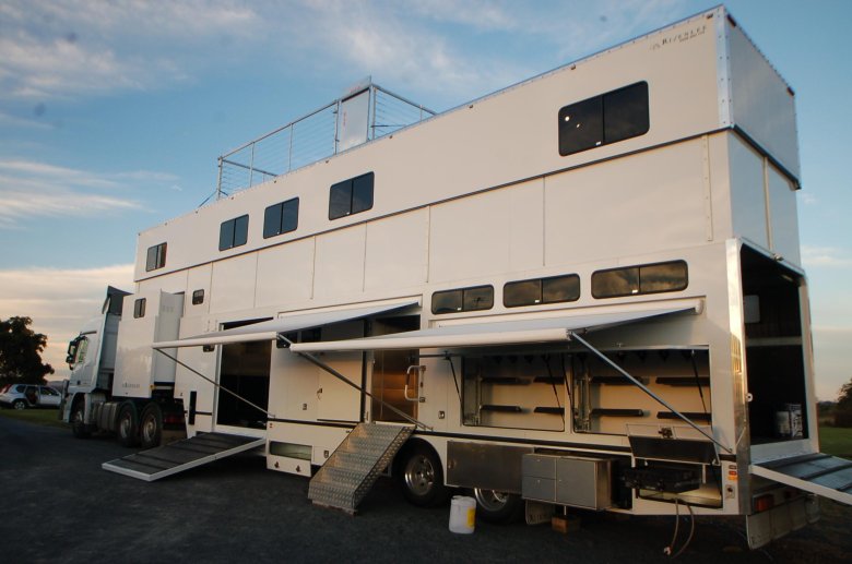 Дом на колесах уилла смита