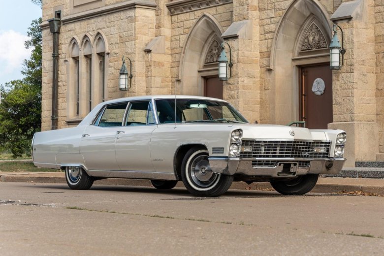 Cadillac fleetwood 1967