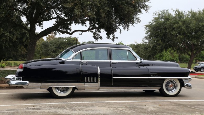 Cadillac fleetwood 1953