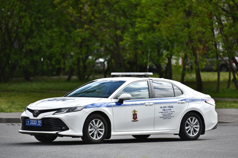 Камри 3.5 полиция