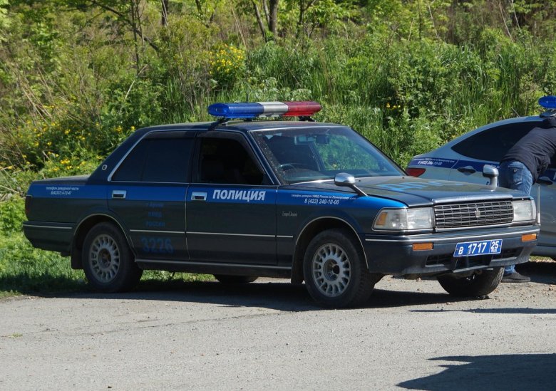 Тойота краун полиция