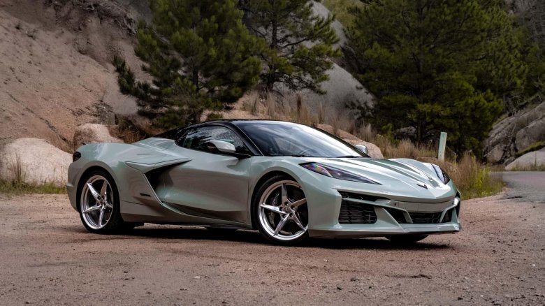 Chevrolet corvette grand sport