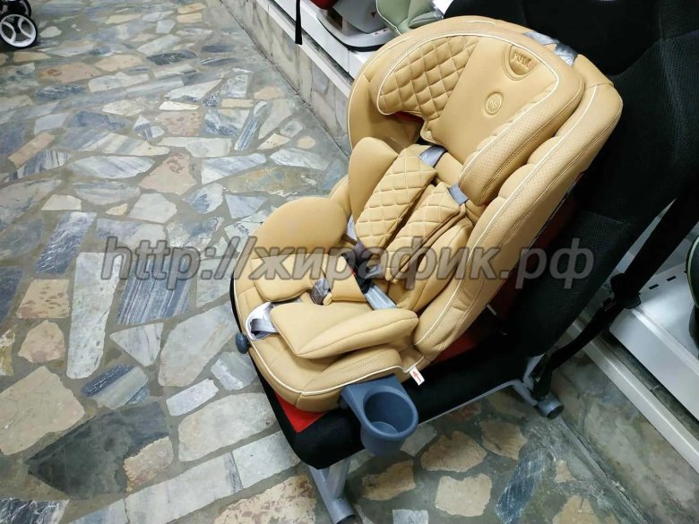 Happy baby mustang isofix