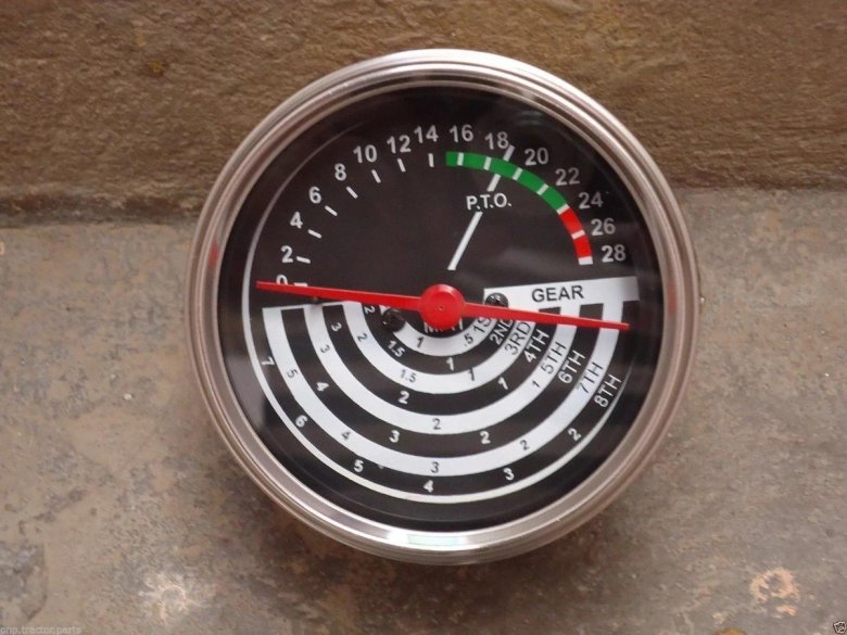 Тахометр трактора
