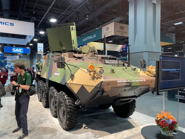 Колесный бронетранспортер