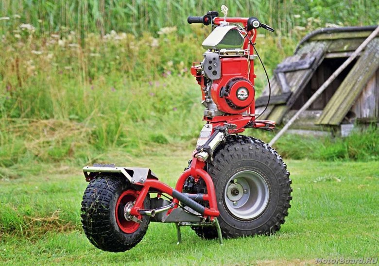 Внедорожный мотосамокат