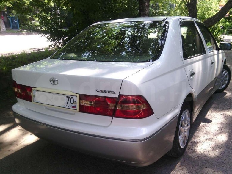 Тойота виста 2001