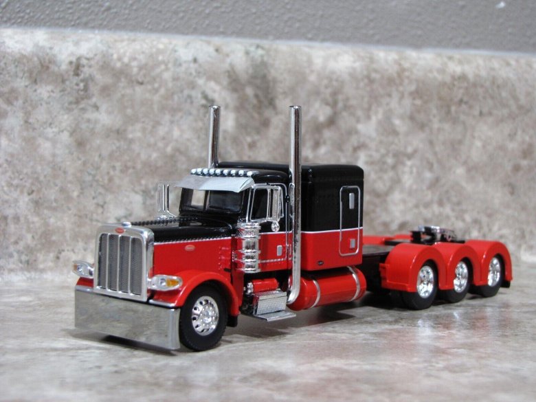Грузовик peterbilt