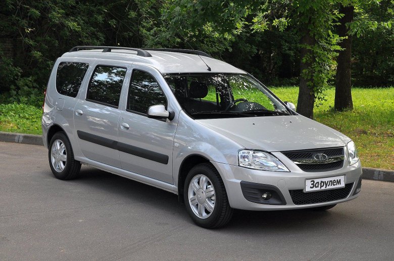 Лада ларгус универсал серебристый механика