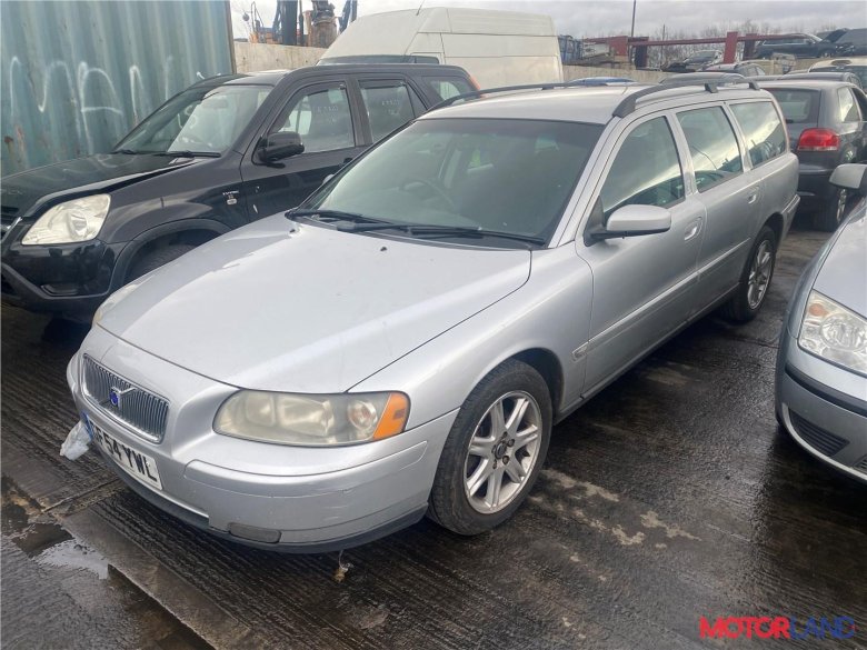 Volvo v 70