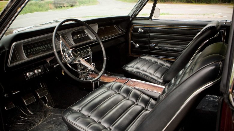 Chevrolet impala 1967 салон