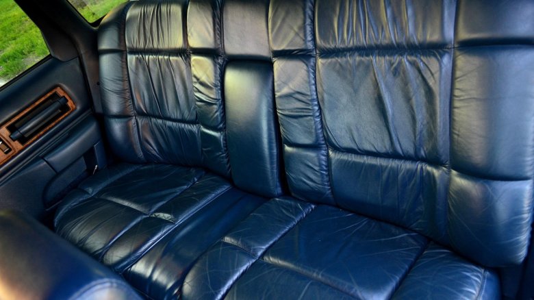 Cadillac fleetwood brougham 1993