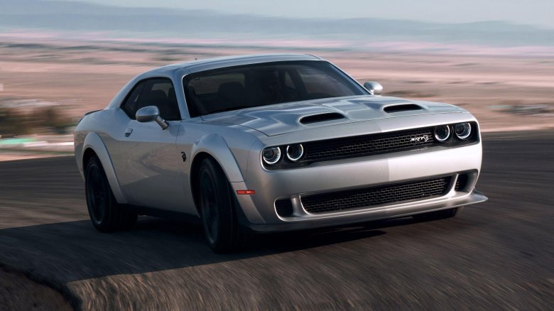 Dodge challenger srt hellcat redeye
